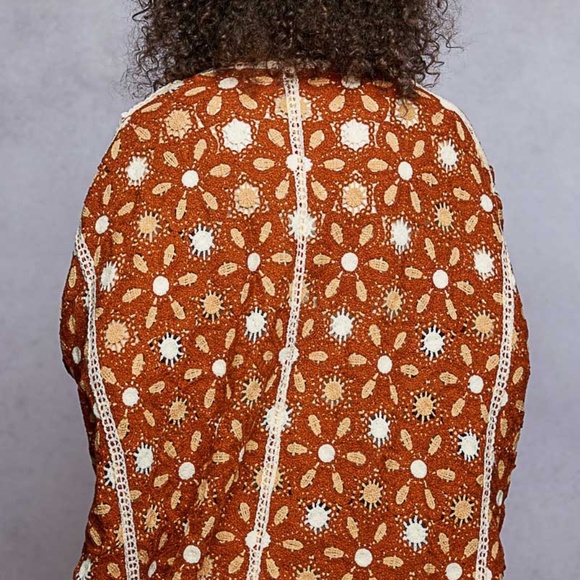 New Pol Classy Cristy Dolman Sleeve Relaxed Fit Open Cardigan Crochet Floral OS - Picture 6 of 8